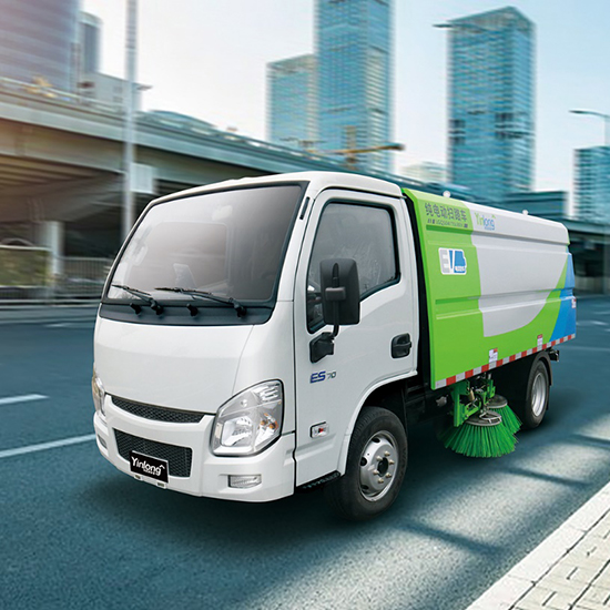 防疫在行動(dòng) 銀隆純電動(dòng)市政環(huán)衛(wèi)車(chē)助力城市消殺工作